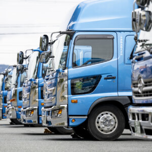 今西物流トラック